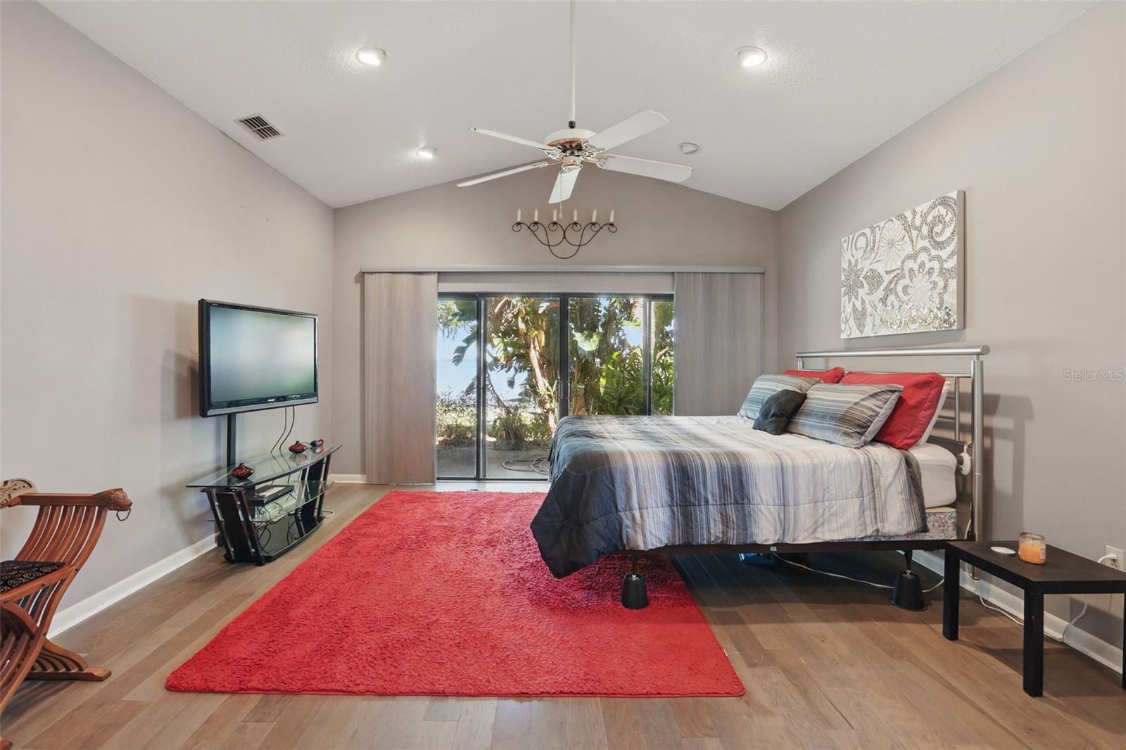 Image 18 of 46 For 9900 Lake Marion Drive W