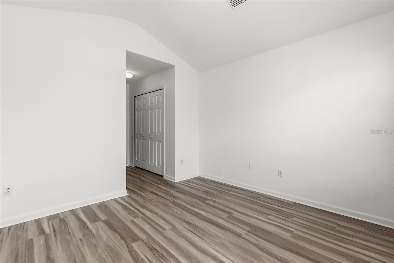 Image 24 of 34 For 5012 Hawkstone Drive