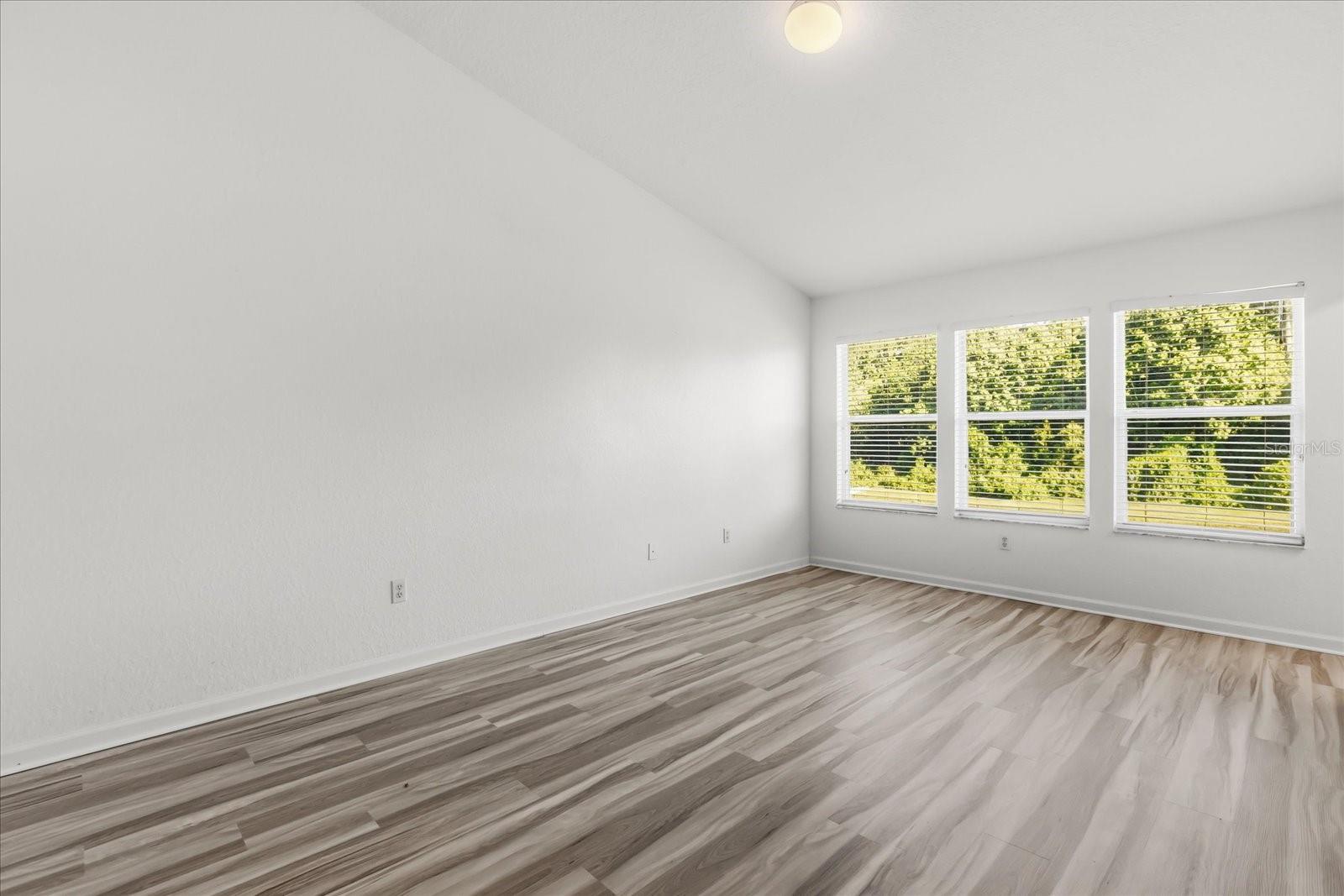 Image 27 of 34 For 5012 Hawkstone Drive