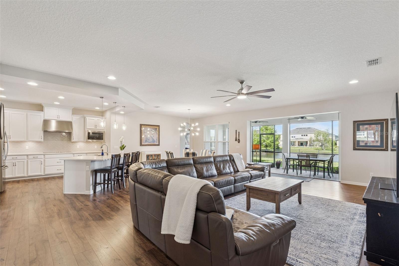 Image 14 of 51 For 1173 Fieldstone Circle