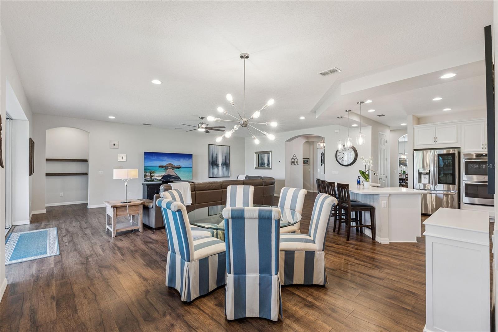 Image 17 of 51 For 1173 Fieldstone Circle