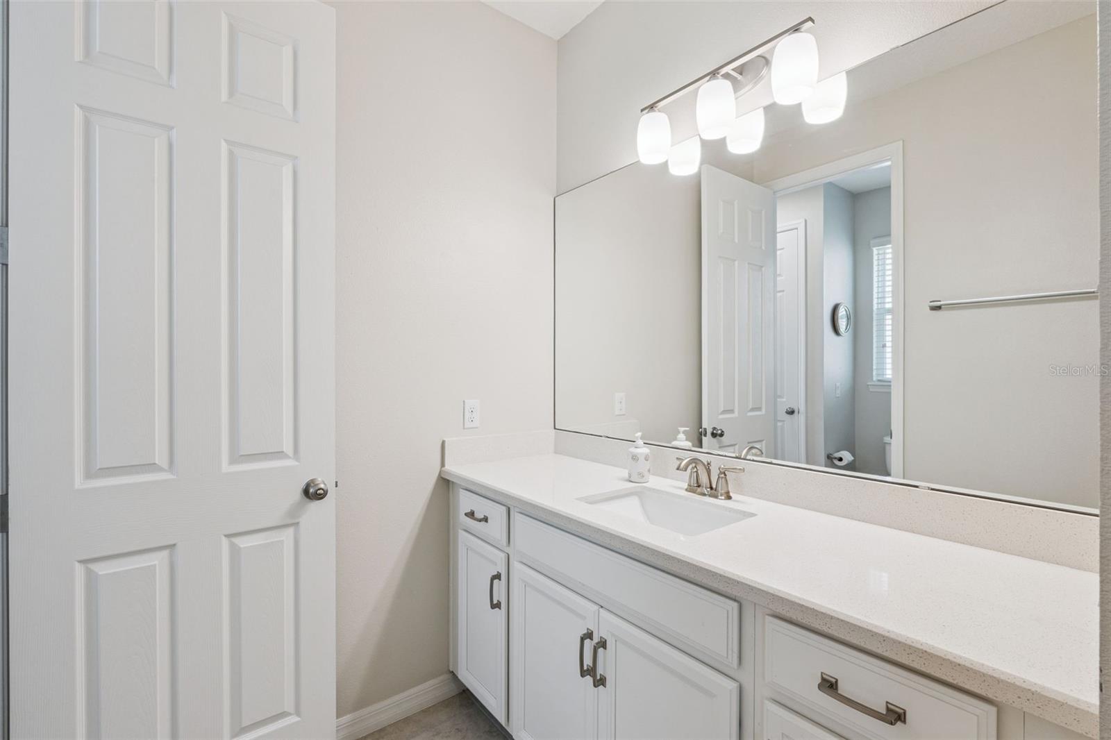 Image 32 of 51 For 1173 Fieldstone Circle