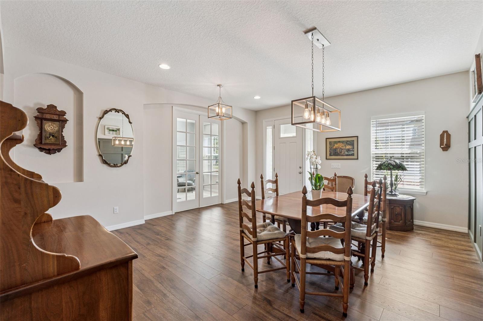 Image 7 of 51 For 1173 Fieldstone Circle