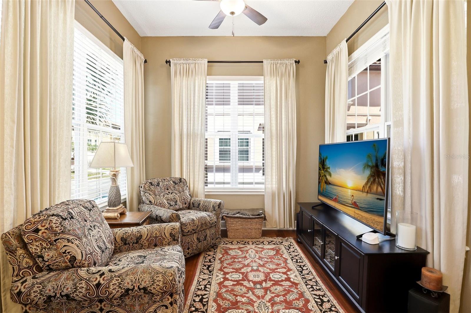 Image 21 of 48 For 1240 Lobelia Drive