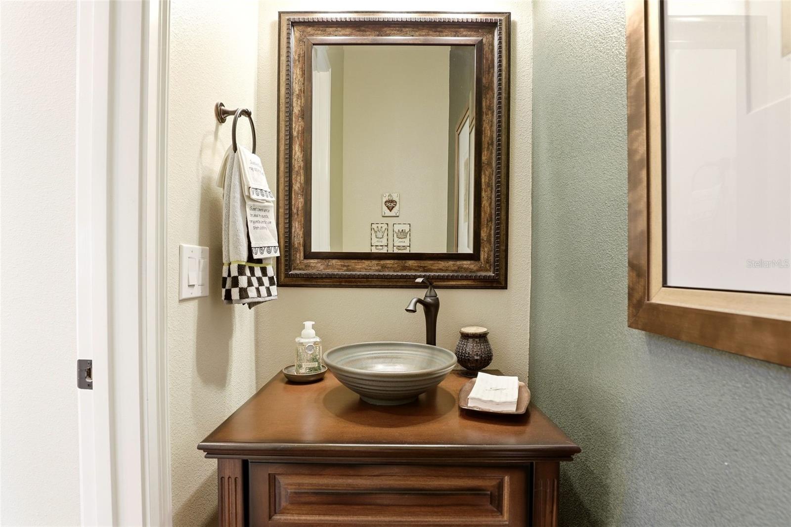 Image 28 of 48 For 1240 Lobelia Drive