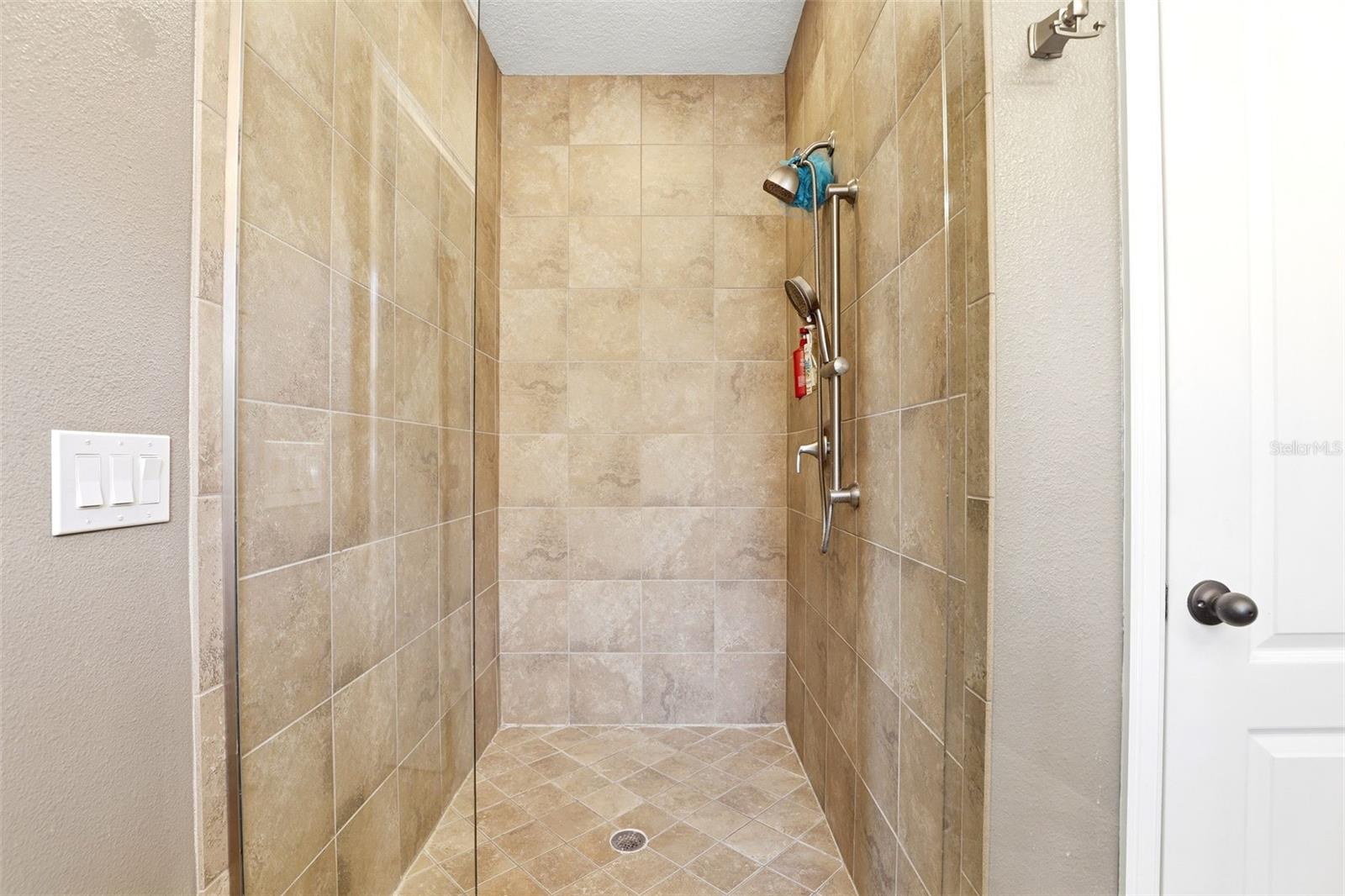 Image 33 of 48 For 1240 Lobelia Drive