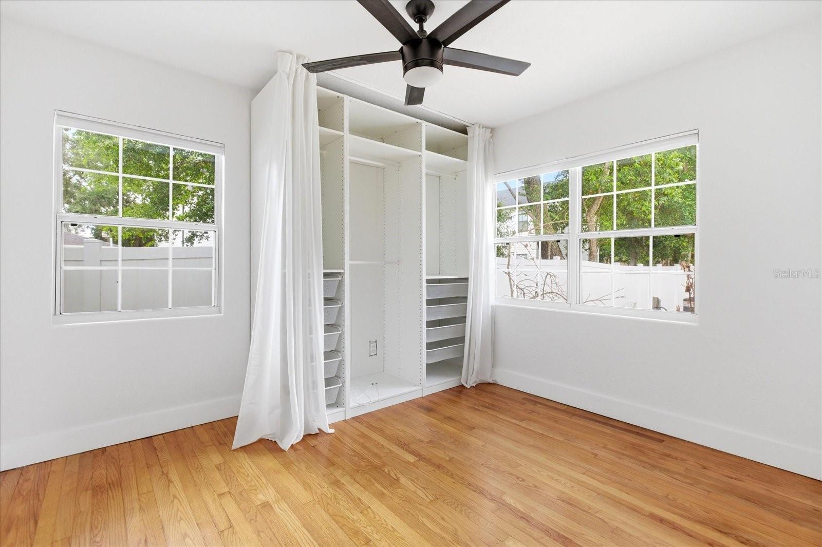Image 18 of 26 For 1012 Shine Avenue