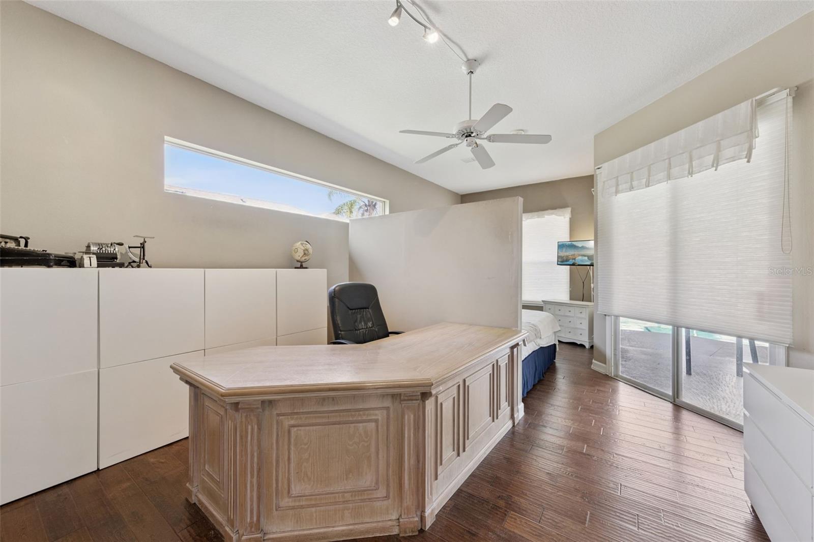 Image 17 of 39 For 8041 Monier Way