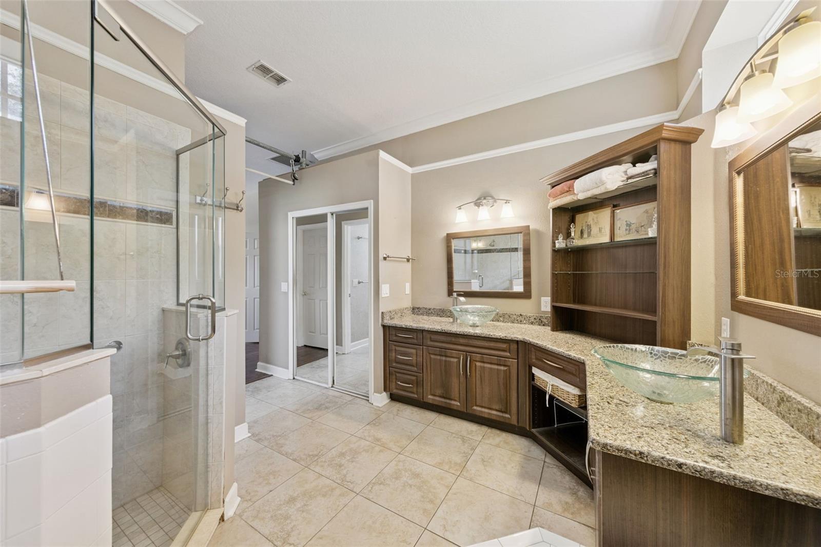 Image 20 of 39 For 8041 Monier Way