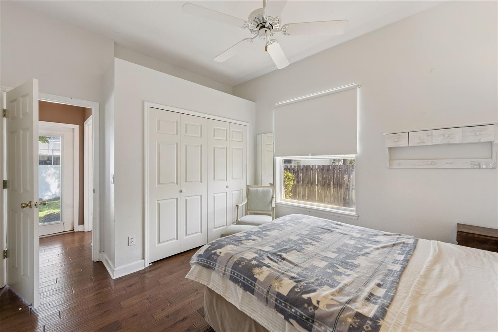 Image 22 of 39 For 8041 Monier Way