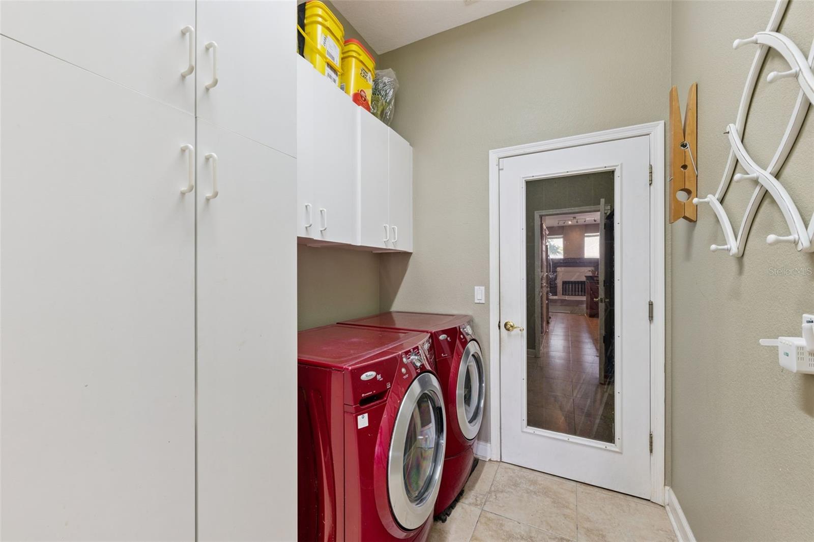 Image 29 of 39 For 8041 Monier Way