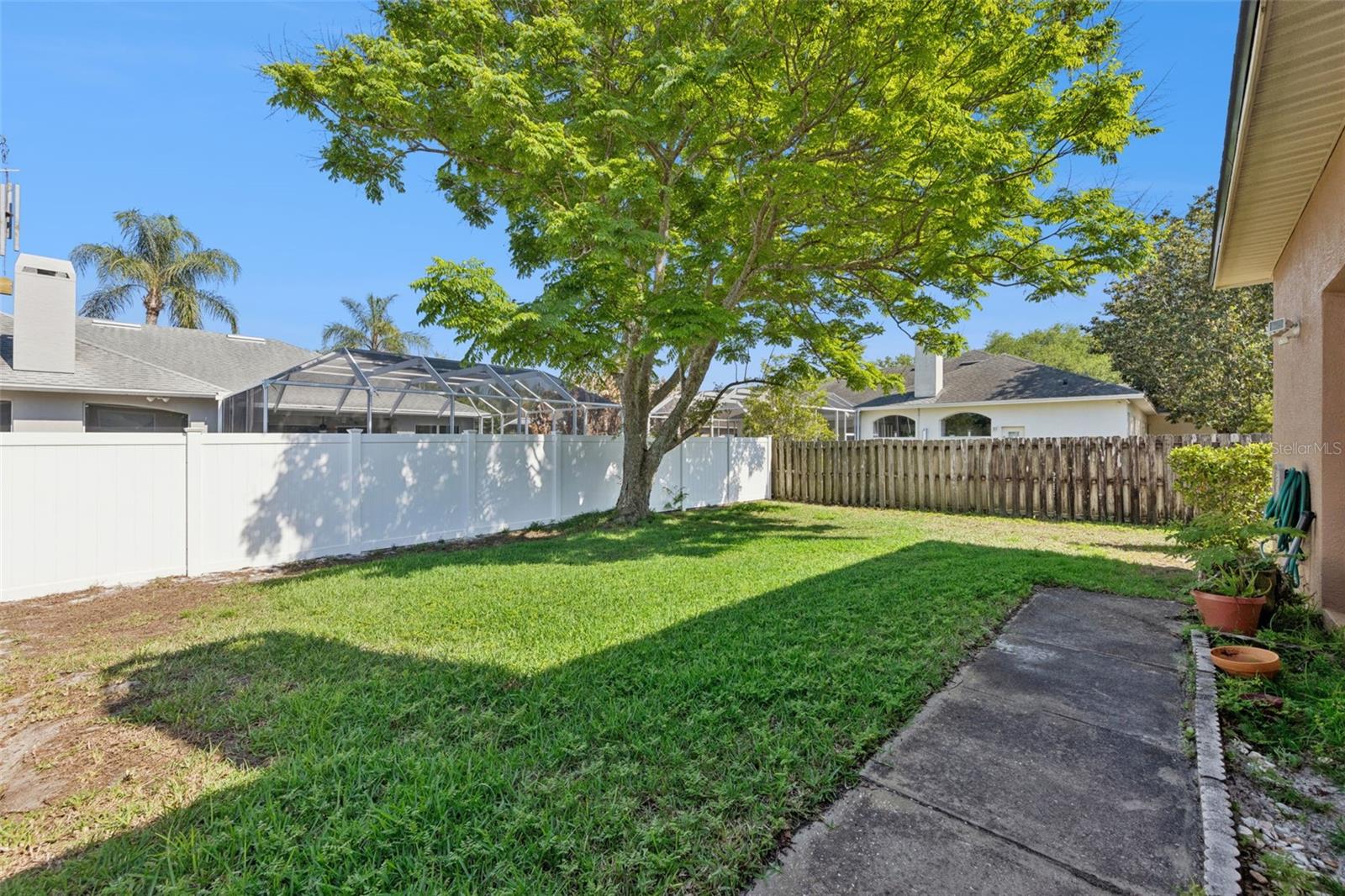 Image 38 of 39 For 8041 Monier Way