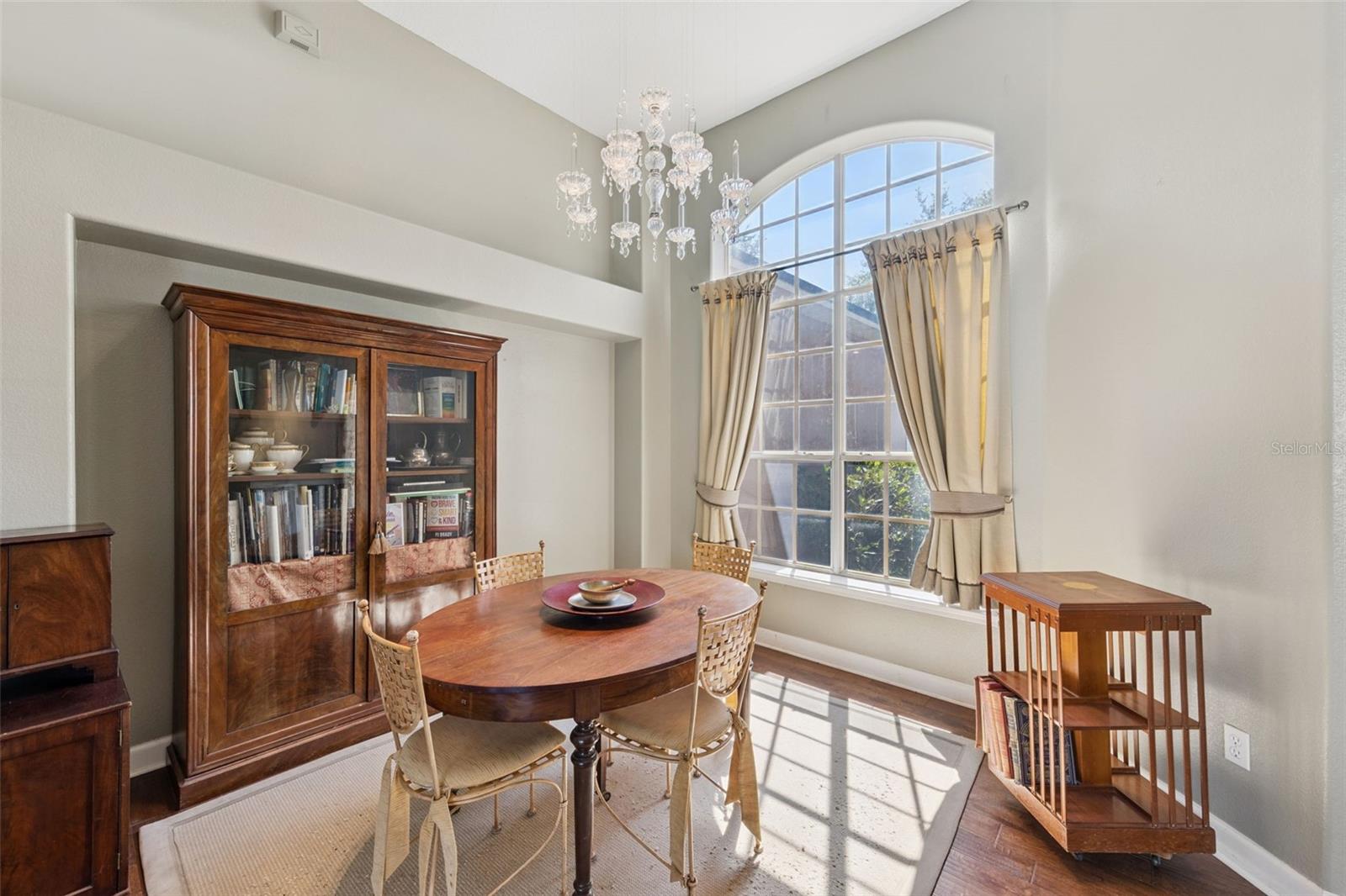 Image 7 of 39 For 8041 Monier Way