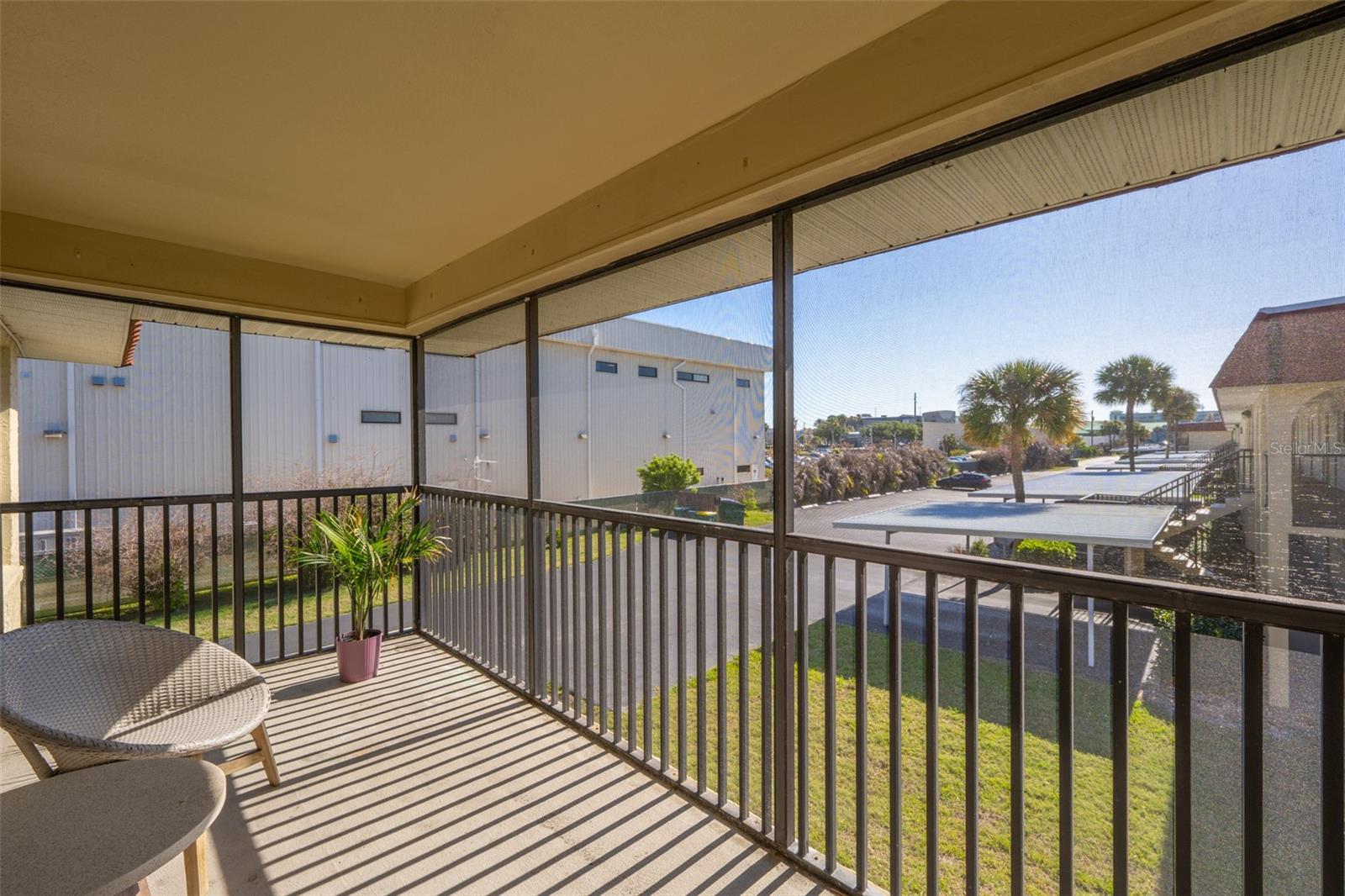 Image 23 of 37 For 201 Saint Lucie Lane 706