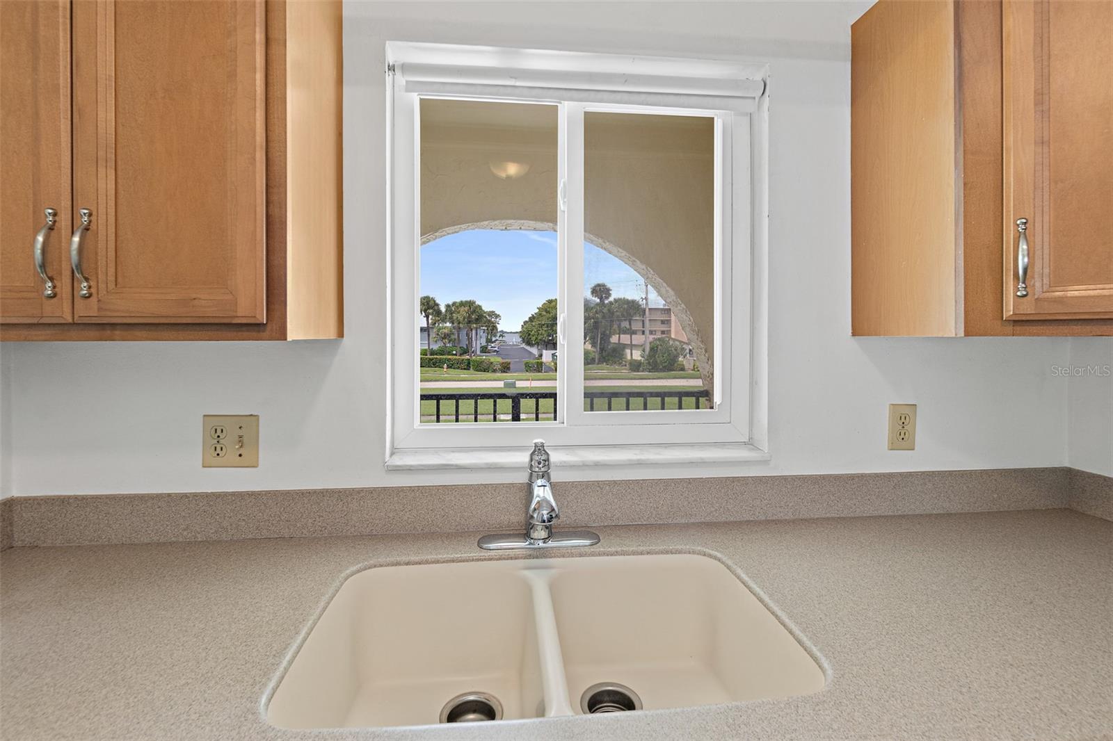 Image 3 of 37 For 201 Saint Lucie Lane 706