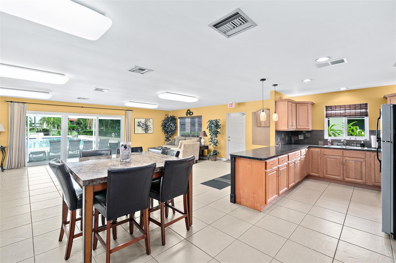 Image 31 of 37 For 201 Saint Lucie Lane 706