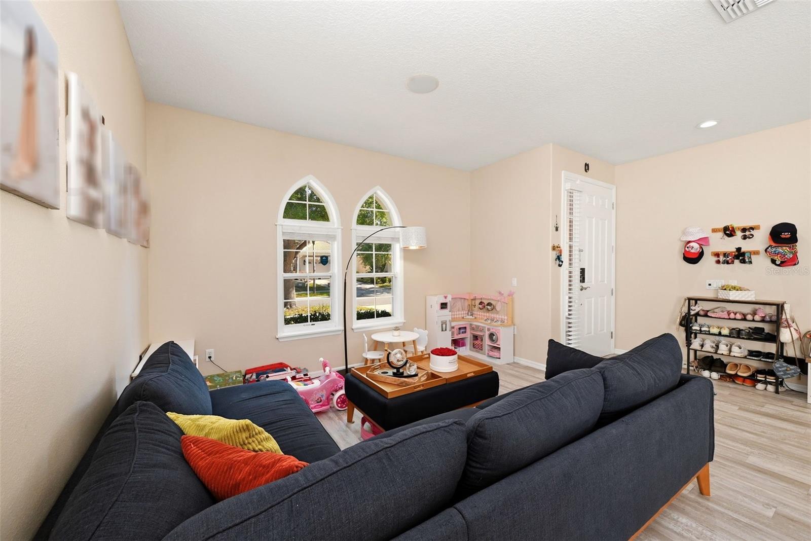 Image 15 of 60 For 1028 Lascala Drive