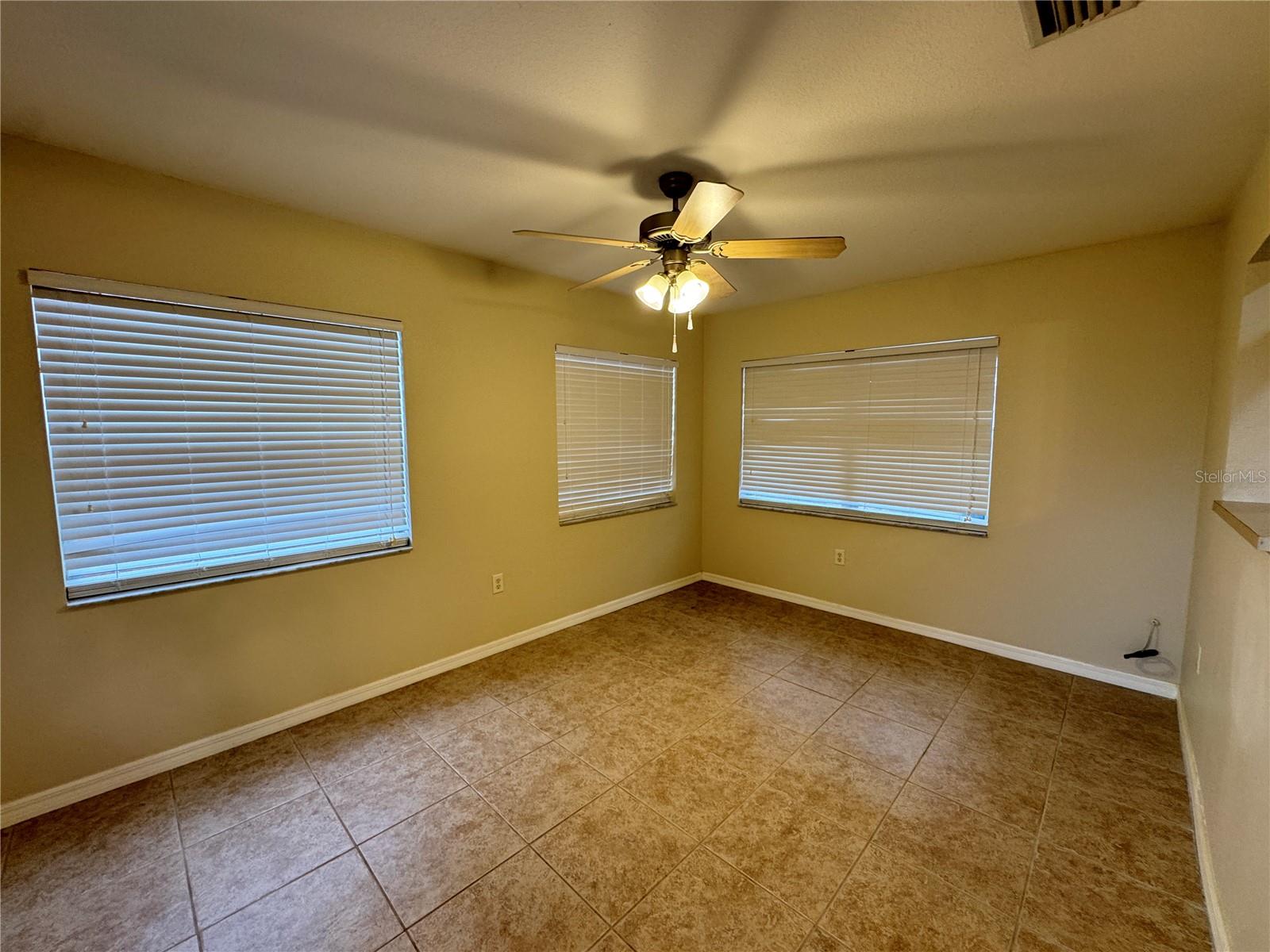 Image 11 of 42 For 8213 Cozumel