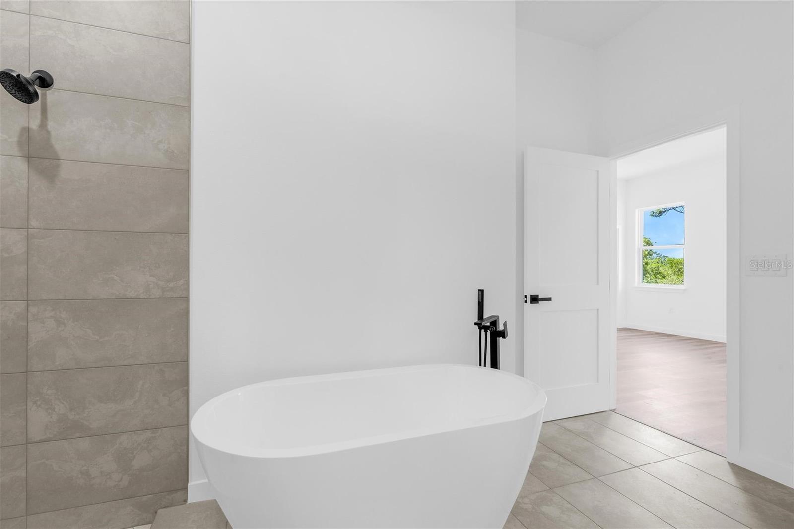 Image 28 of 49 For 8812 Lansen Way