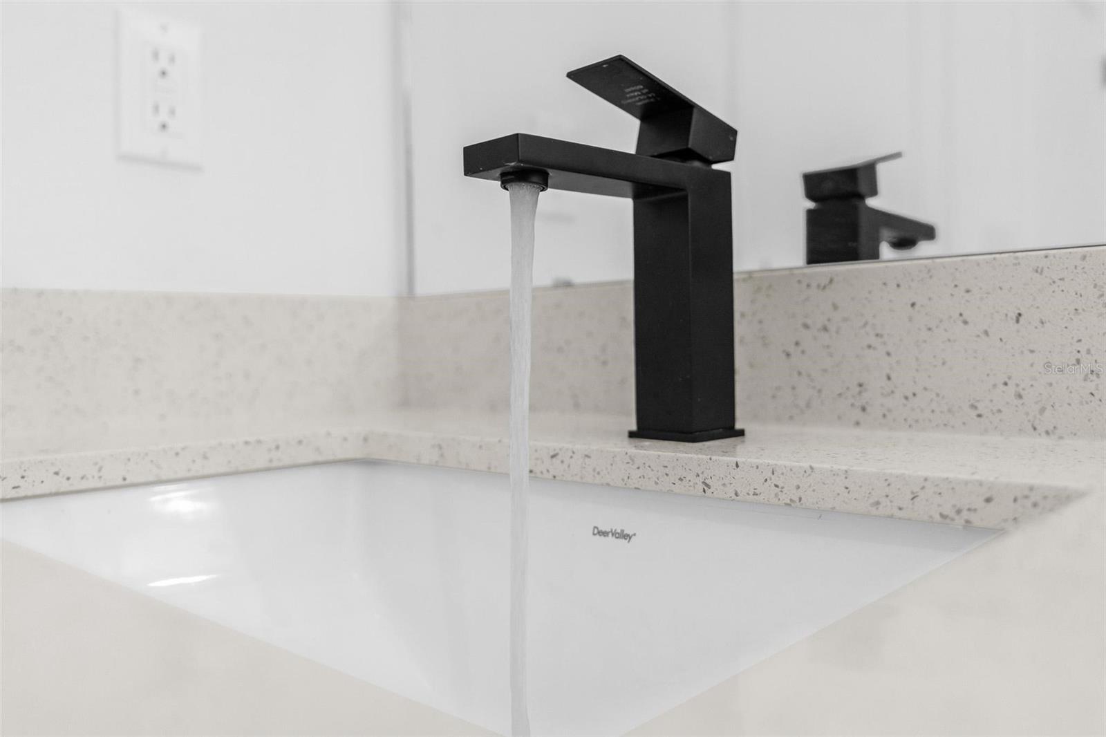 Image 29 of 49 For 8812 Lansen Way