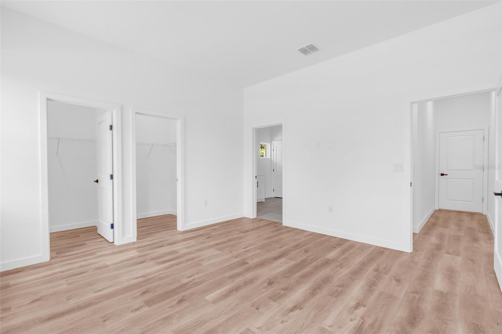 Image 31 of 49 For 8812 Lansen Way