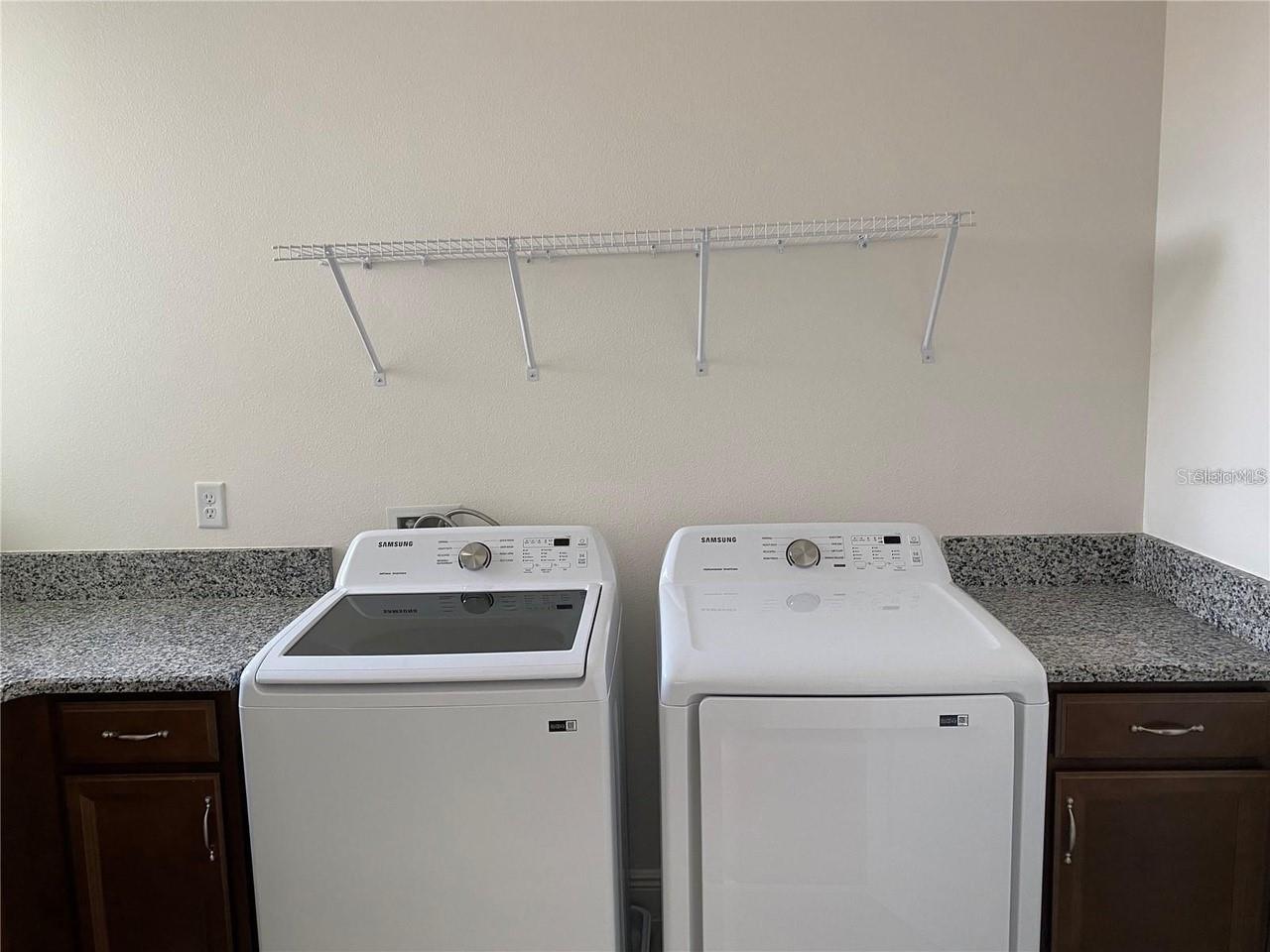 Image 11 of 14 For 8112 Mabury Lane