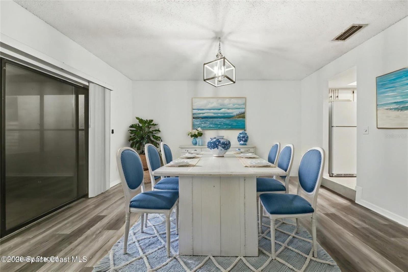 Image 15 of 29 For 1987 Dipol Court