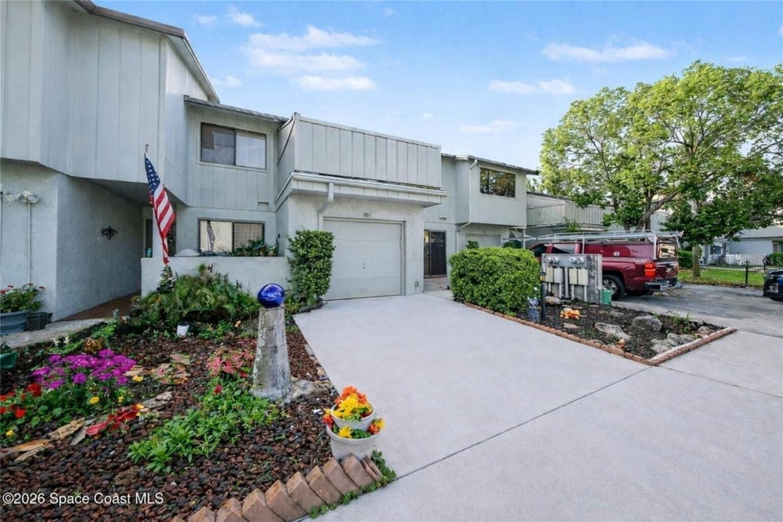 Image 2 of 29 For 1987 Dipol Court