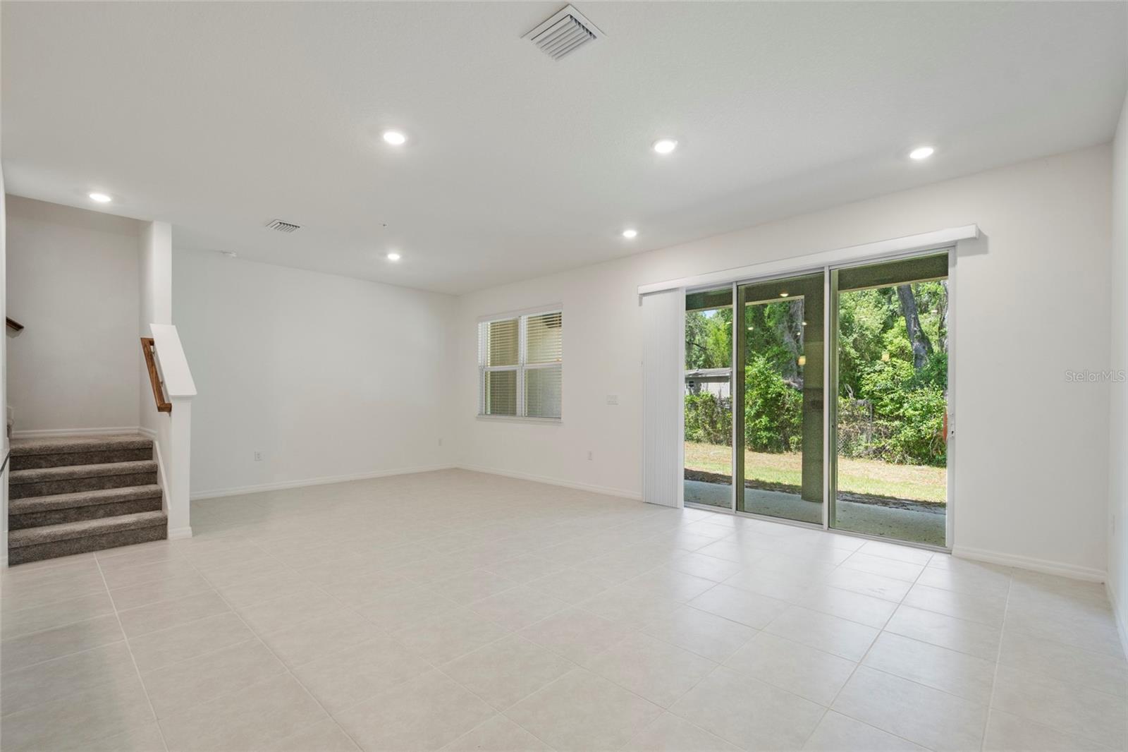 Image 11 of 50 For 5273 Luisa Court