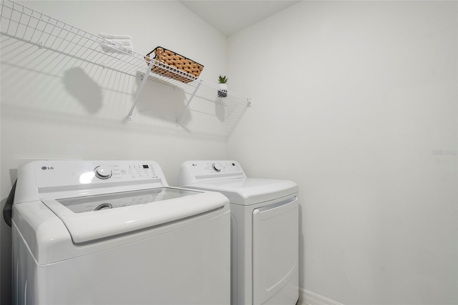 Image 33 of 50 For 5273 Luisa Court