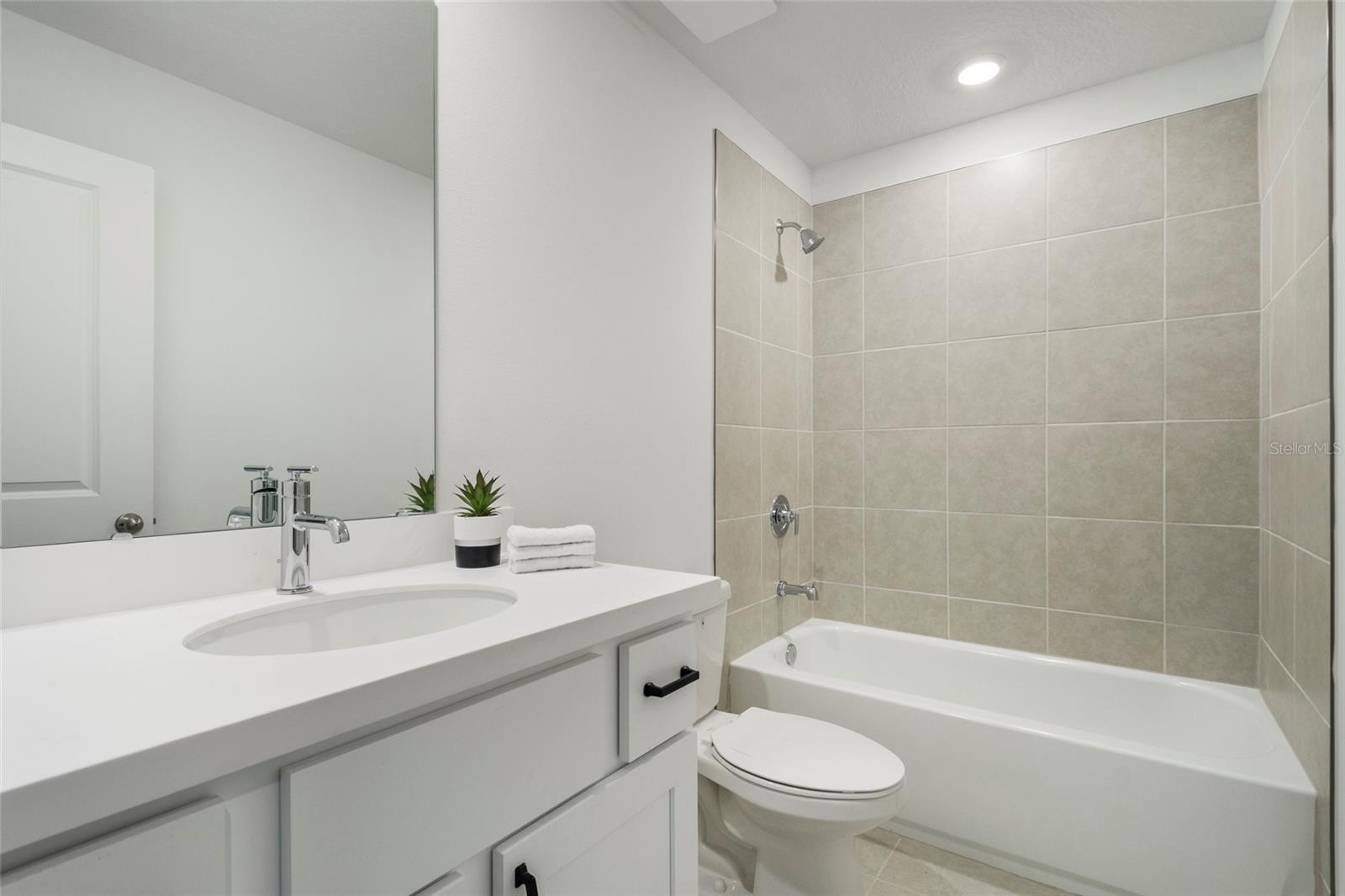 Image 42 of 50 For 5273 Luisa Court