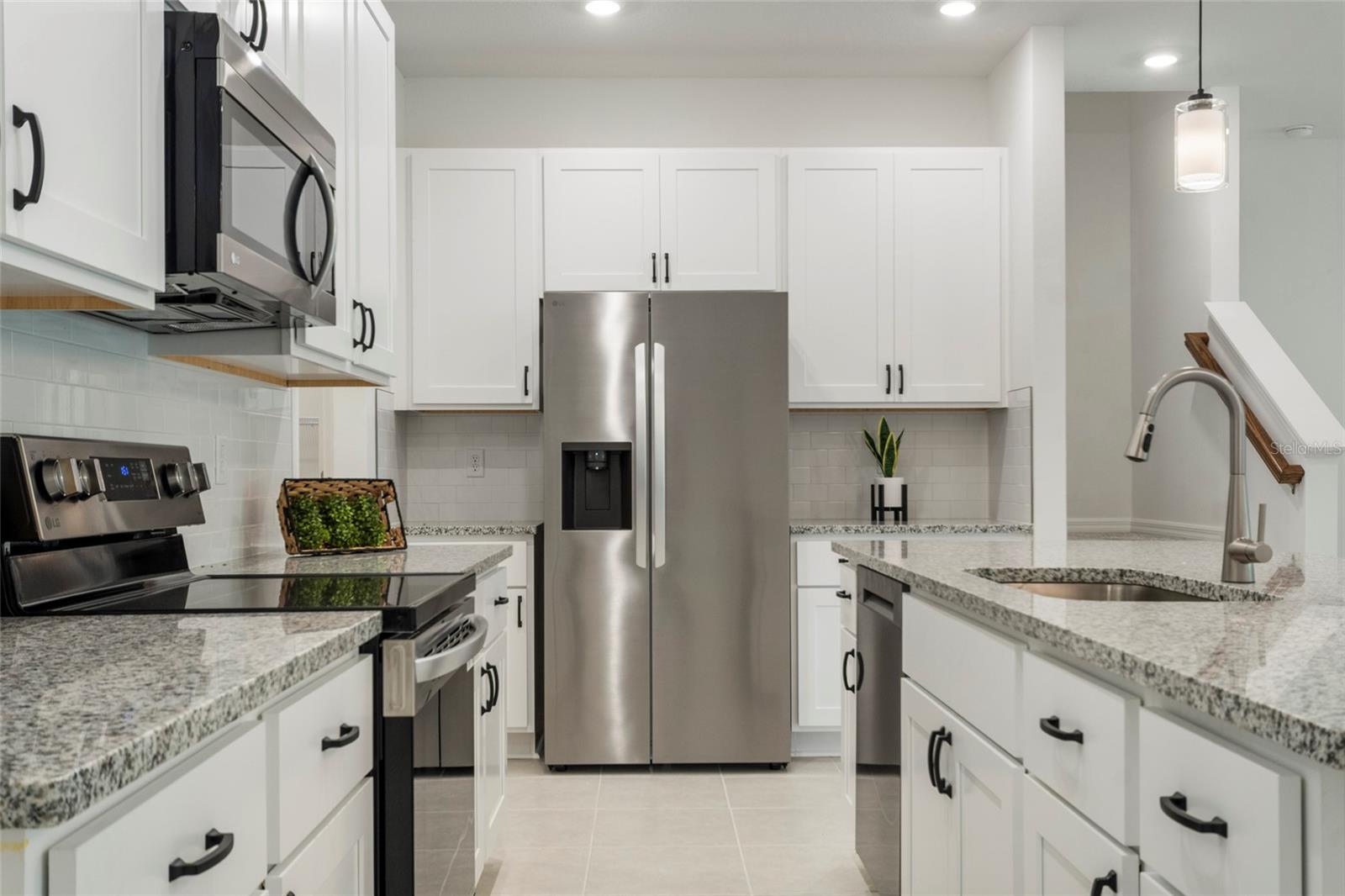 Image 8 of 50 For 5273 Luisa Court