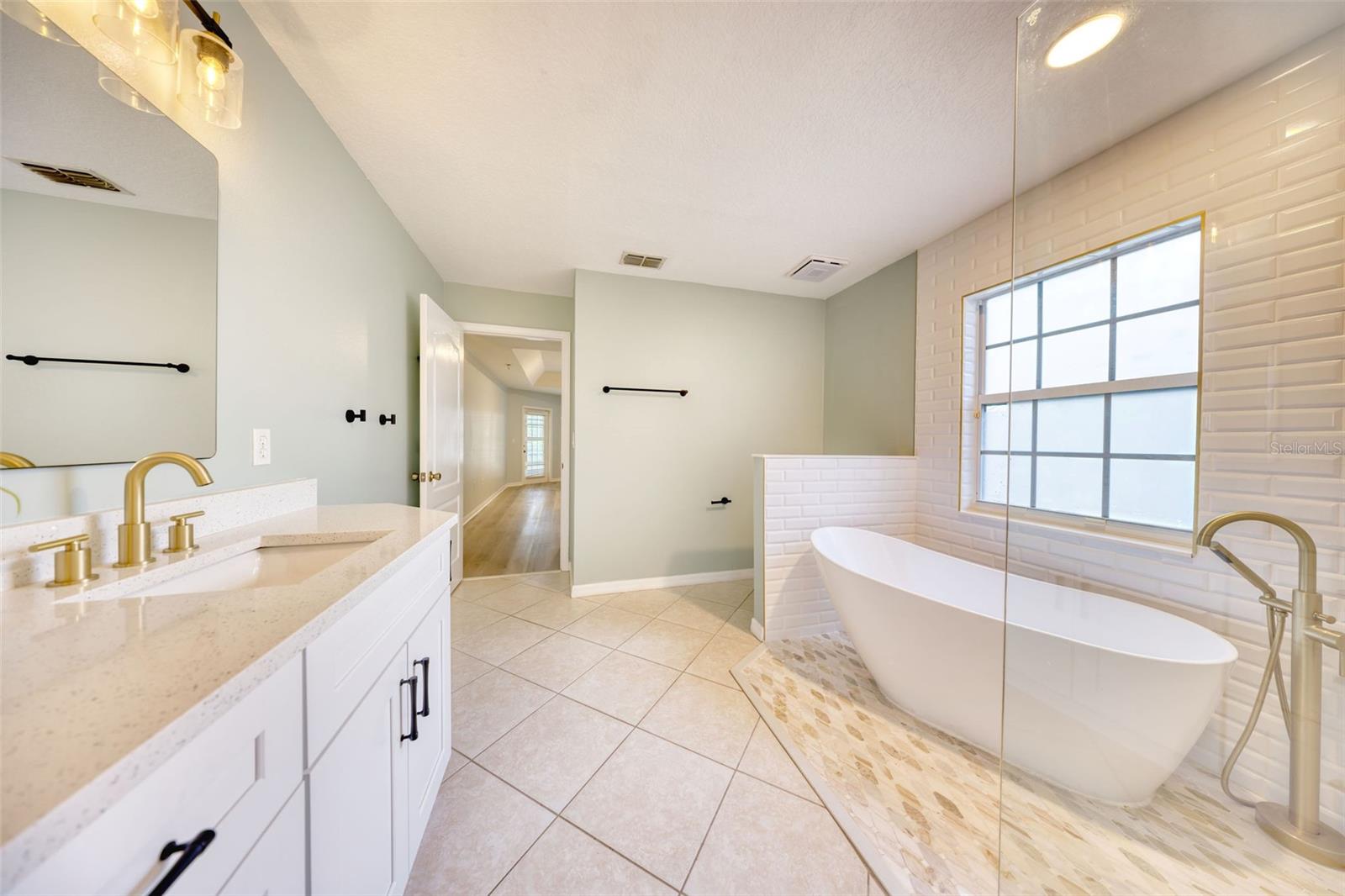 Image 20 of 37 For 1445 Bent Oaks Boulevard
