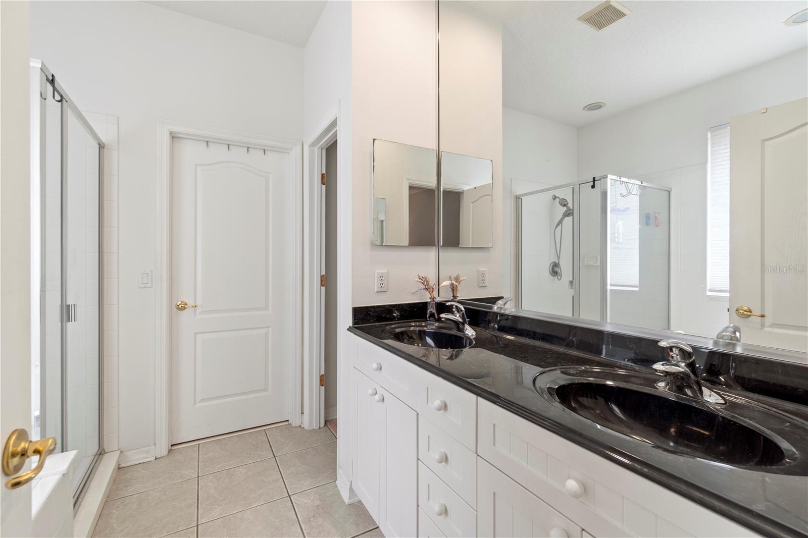 Image 14 of 31 For 6897 Northwich Drive