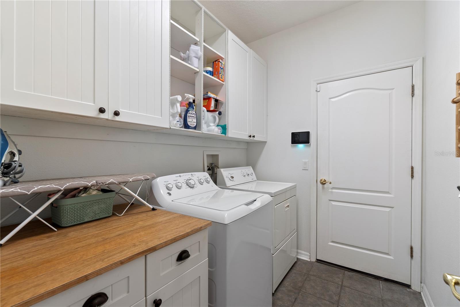 Image 21 of 31 For 6897 Northwich Drive