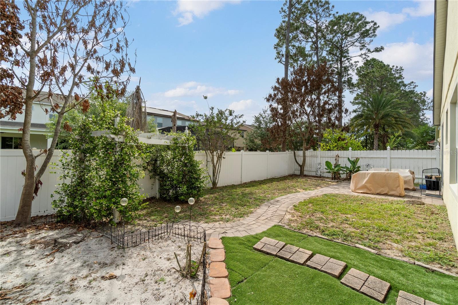 Image 24 of 31 For 6897 Northwich Drive