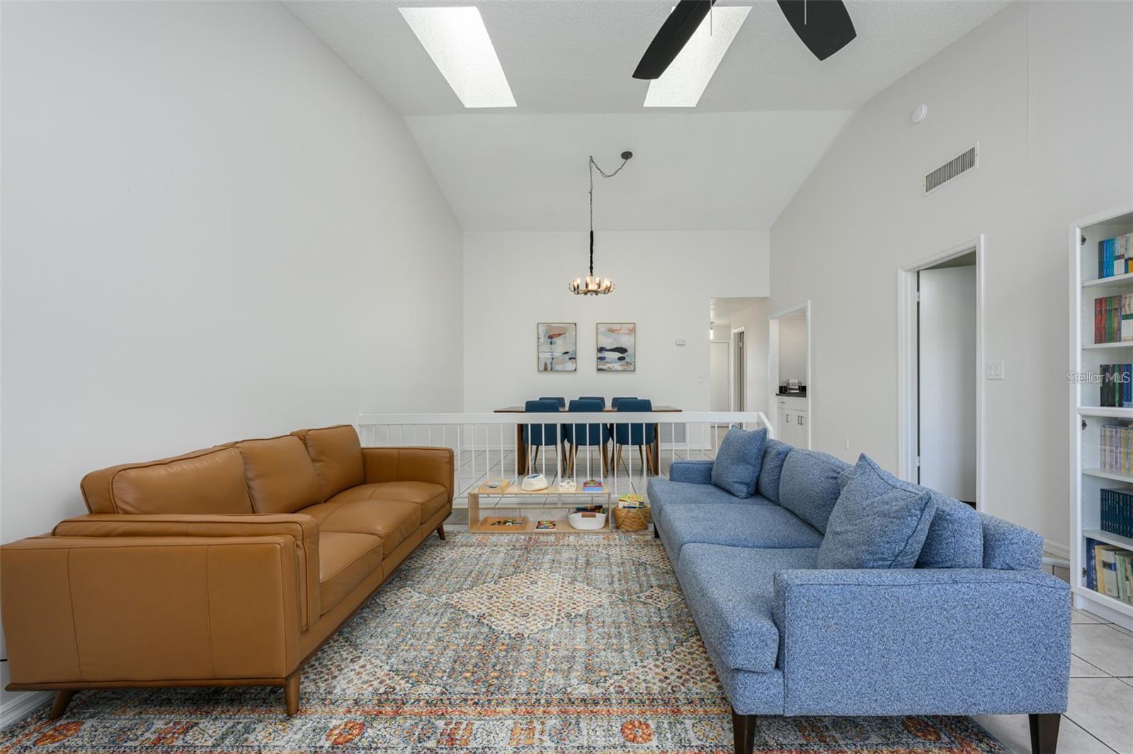 Image 18 of 32 For 2383 Sun Valley Circle 2383