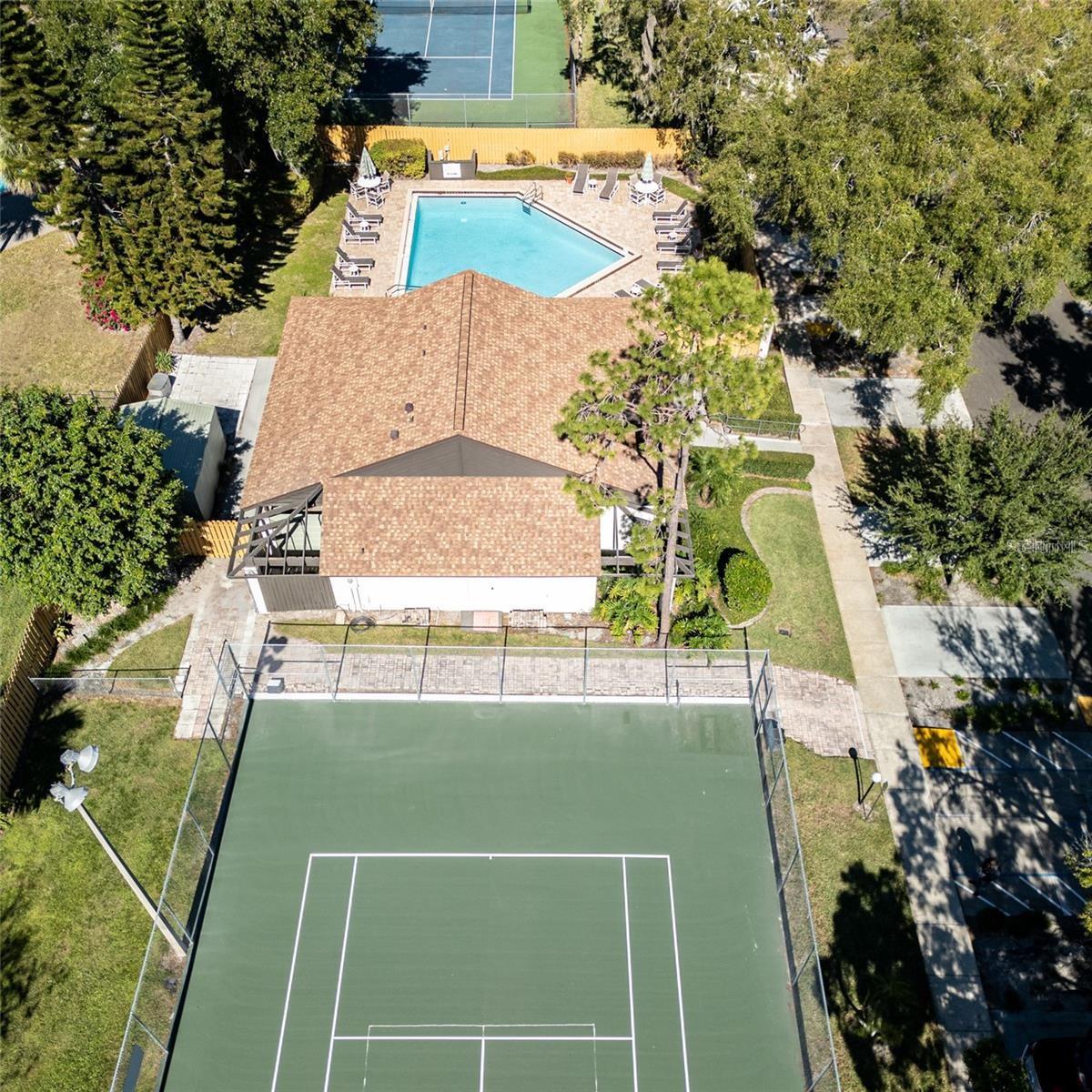 Image 23 of 32 For 2383 Sun Valley Circle 2383