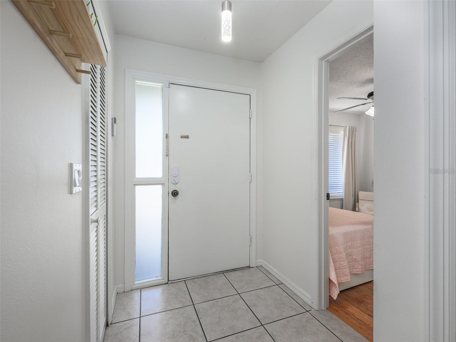 Image 4 of 32 For 2383 Sun Valley Circle 2383