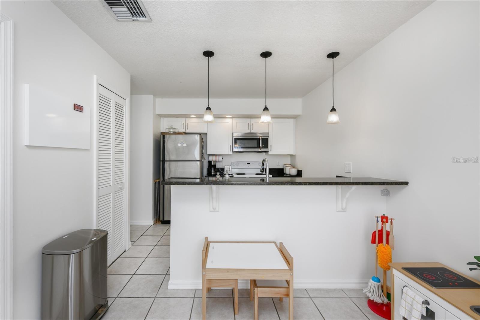 Image 9 of 32 For 2383 Sun Valley Circle 2383