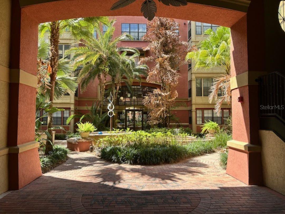 Image 19 of 34 For 911 Orange Avenue 520