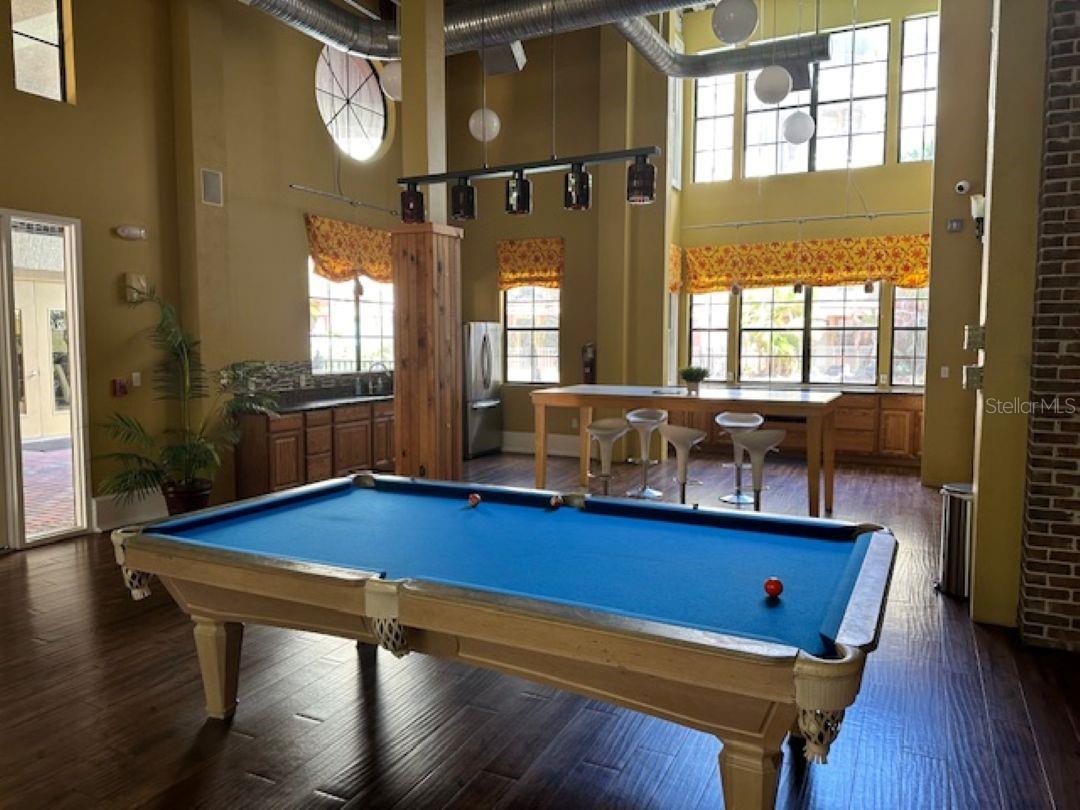 Image 27 of 34 For 911 Orange Avenue 520