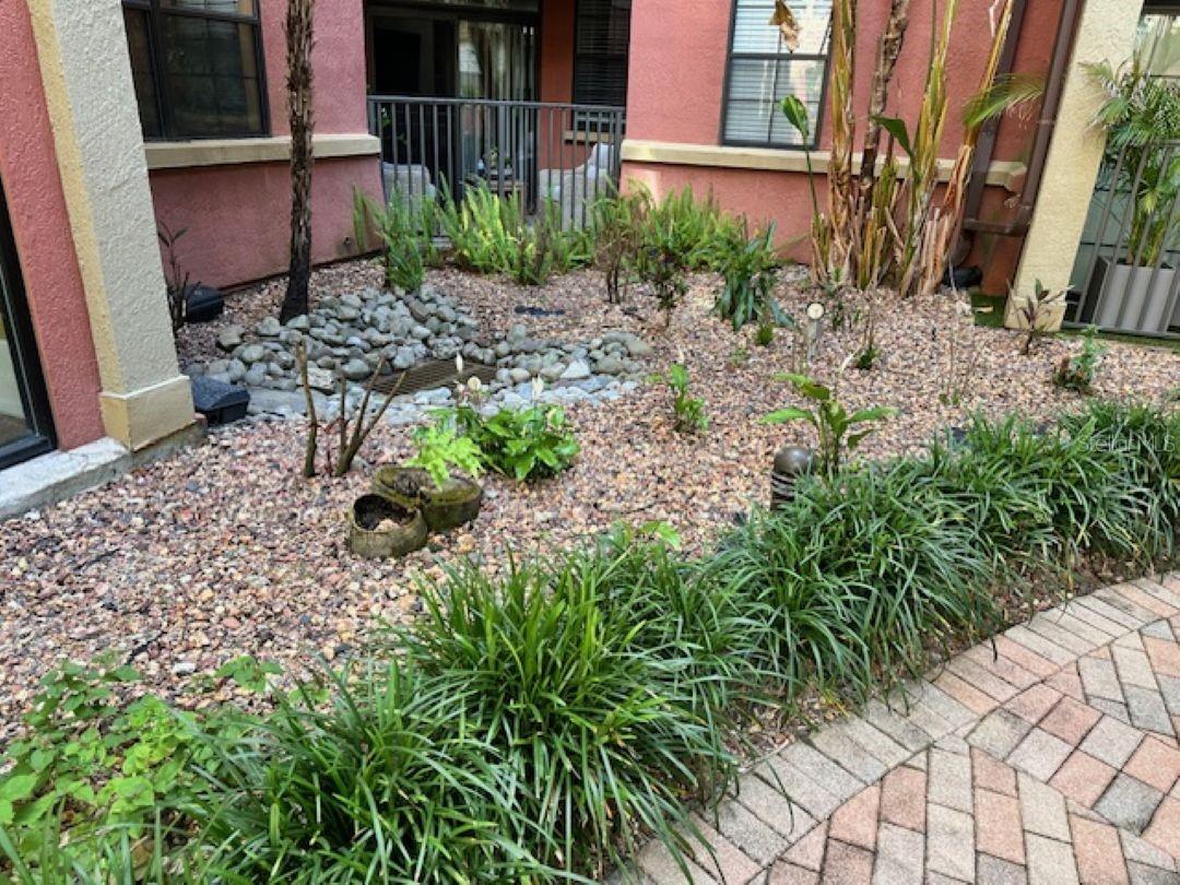 Image 29 of 34 For 911 Orange Avenue 520