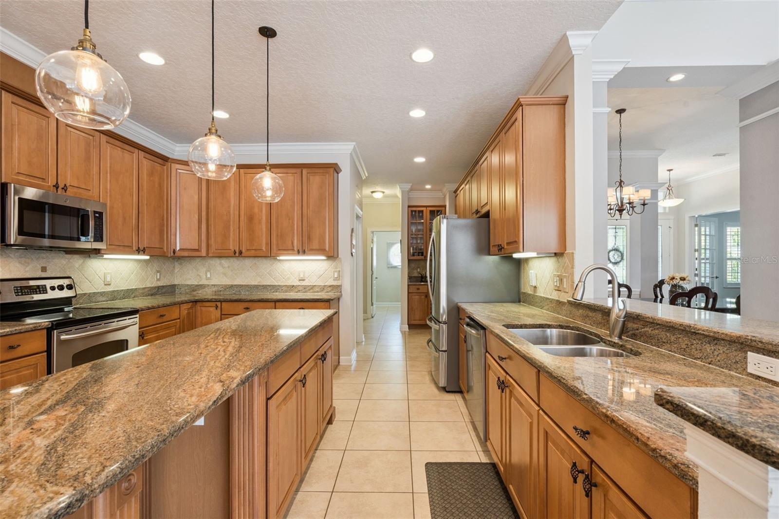 Image 23 of 66 For 12529 Dallington Terrace