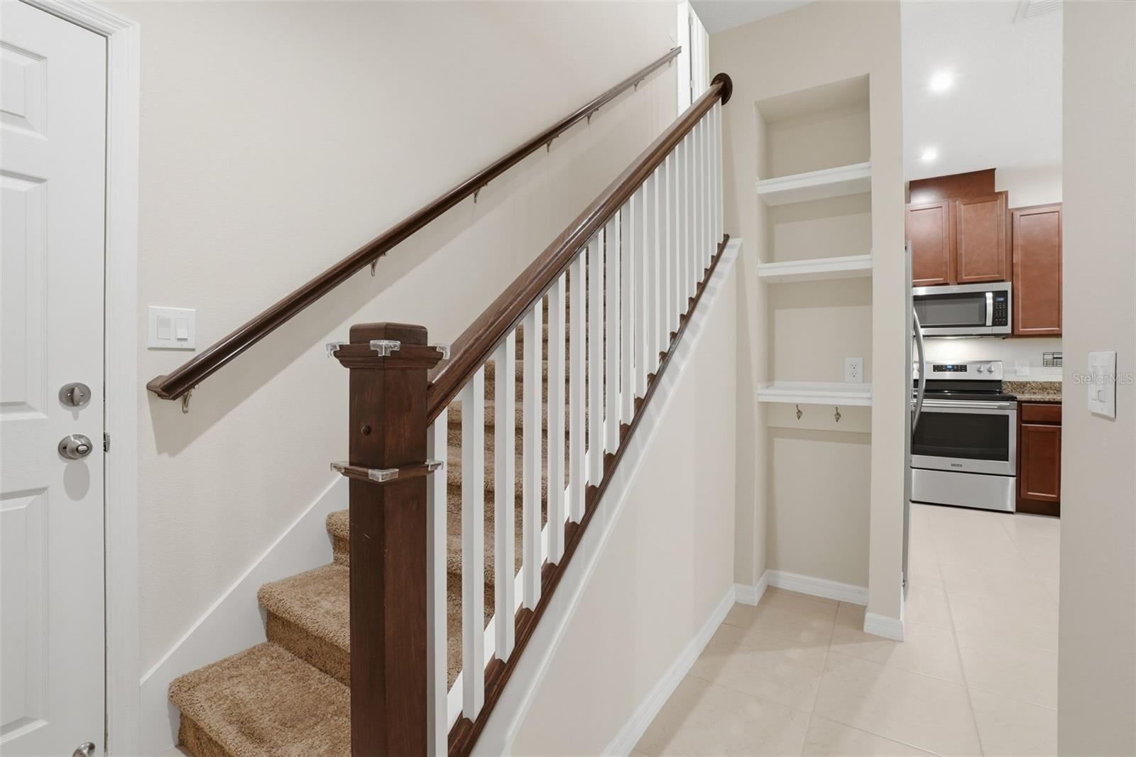 Image 11 of 23 For 9915 Highland Sky Alley