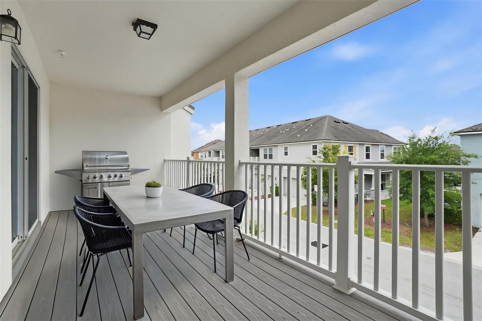 Image 17 of 23 For 9915 Highland Sky Alley