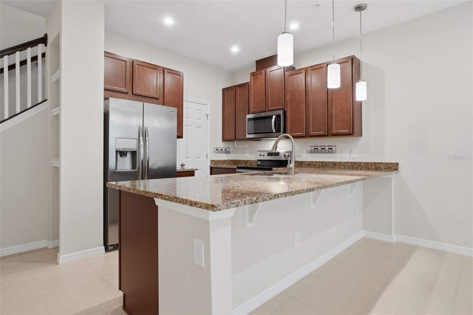 Image 7 of 23 For 9915 Highland Sky Alley