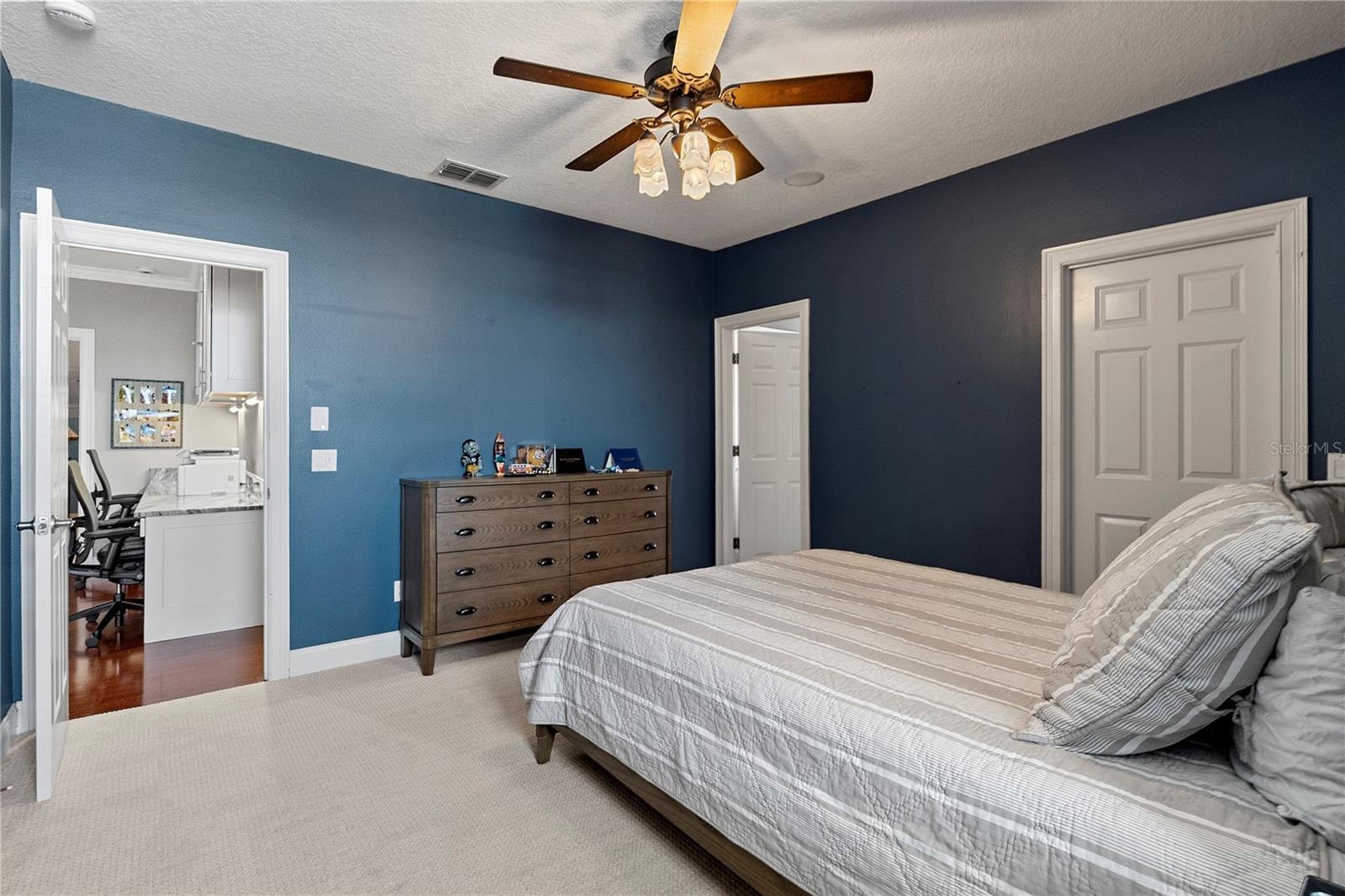 Image 37 of 65 For 9648 Weatherstone Court