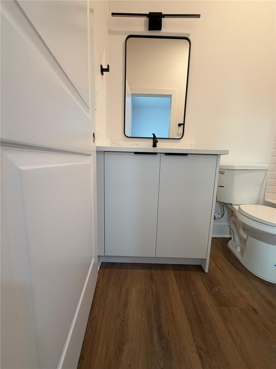 Image 12 of 27 For 162 Romany Loop