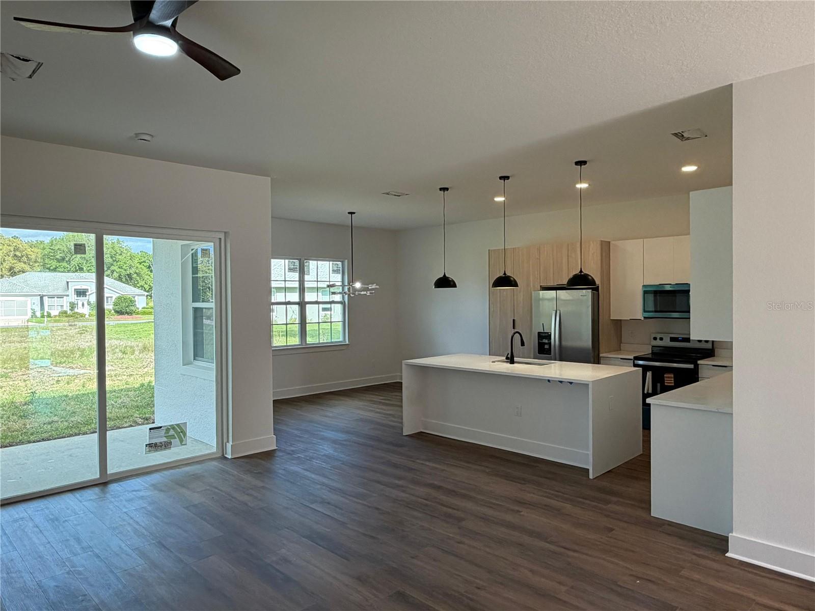 Image 4 of 27 For 162 Romany Loop